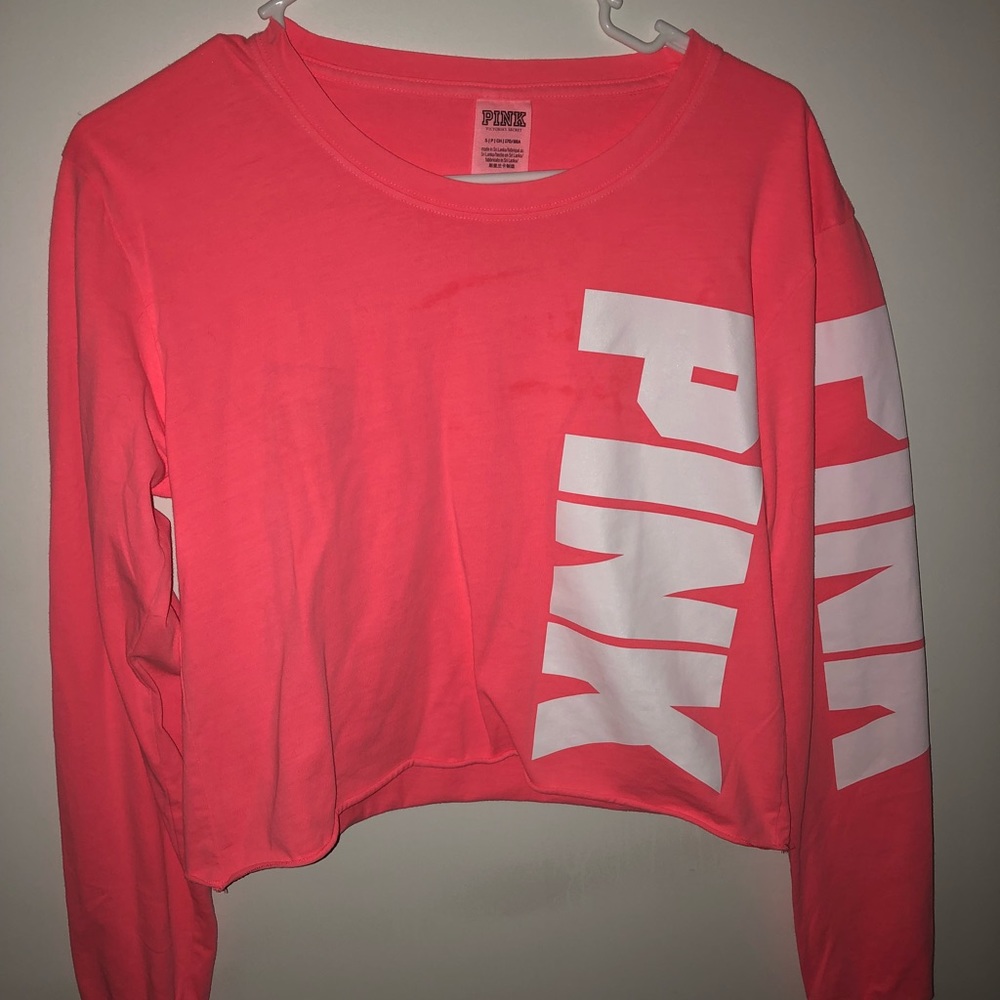 Victoria’s Secret PINK Long Sleeve Crop Top